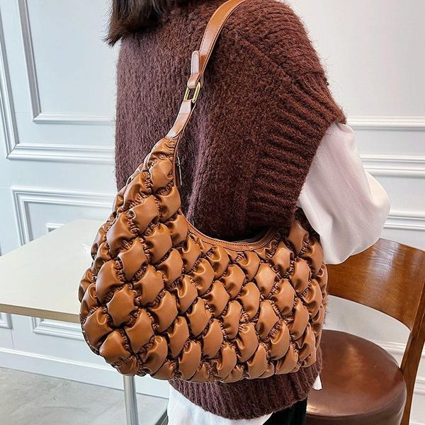 evening bags star leather small bag autumn minority light luxury women's high sense french underarm cute
evening bags star leather small bag autumn minority light luxury women's high sense french underarm cute