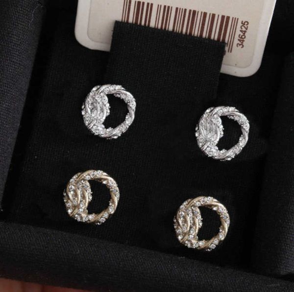 fashion gold diamond stud earrings aretes for lady women party wedding lovers gift engagement jewelry for bride with box., Golden;silver
fashion gold diamond stud earrings aretes for lady women party wedding lovers gift engagement jewelry for bride with box., Golden;silver