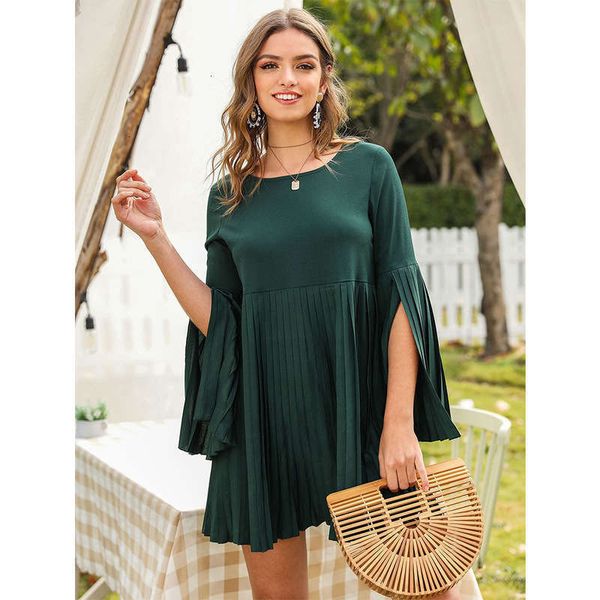autumn casual style dresses women's long sleeve splicing dress loose fashion pleated short skirt, Black;gray
autumn casual style dresses women's long sleeve splicing dress loose fashion pleated short skirt, Black;gray