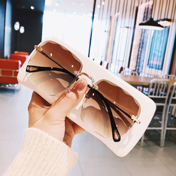 sunglasses 2021 metal semi-rimless women retro oversized square sun glasses men fashion half frame streetwear eyewear, White;black
sunglasses 2021 metal semi-rimless women retro oversized square sun glasses men fashion half frame streetwear eyewear, White;black