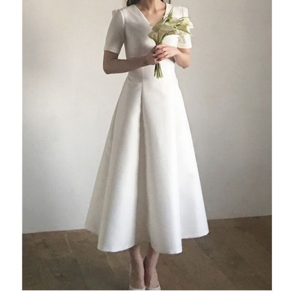 modest white sheath wedding dresses 2021 v neck short sleeve tea length pleats lace up back garden bridal gowns vestidos de novia
modest white sheath wedding dresses 2021 v neck short sleeve tea length pleats lace up back garden bridal gowns vestidos de novia