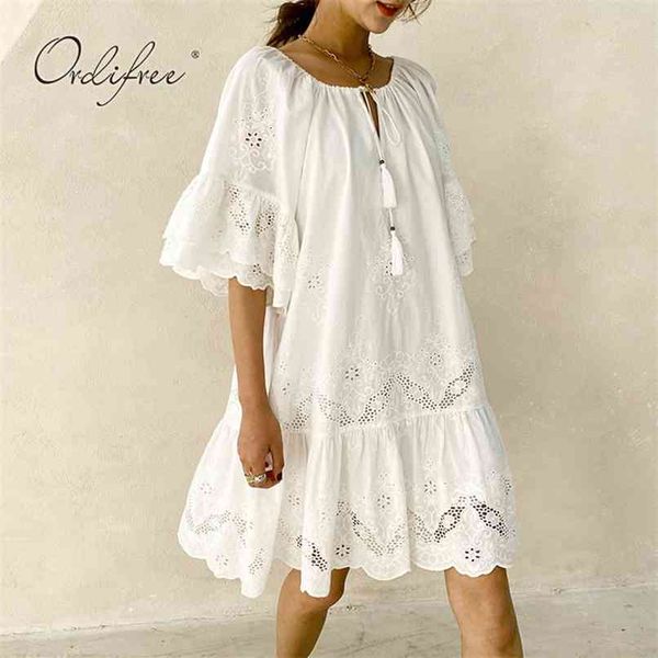 summer women mini party dress embroidery half sleeve white lace loose short beach 210513, Black;gray
summer women mini party dress embroidery half sleeve white lace loose short beach 210513, Black;gray