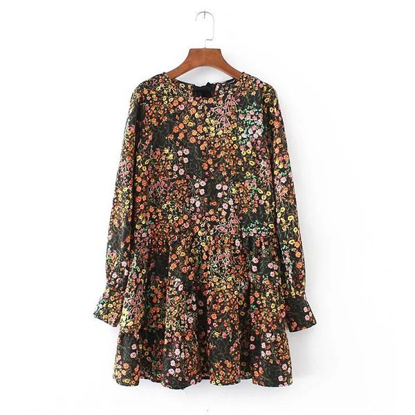 the elegant neck floral impression female dress plied pretty ladies dressed in chiffon midi dresses, Black;gray
the elegant neck floral impression female dress plied pretty ladies dressed in chiffon midi dresses, Black;gray