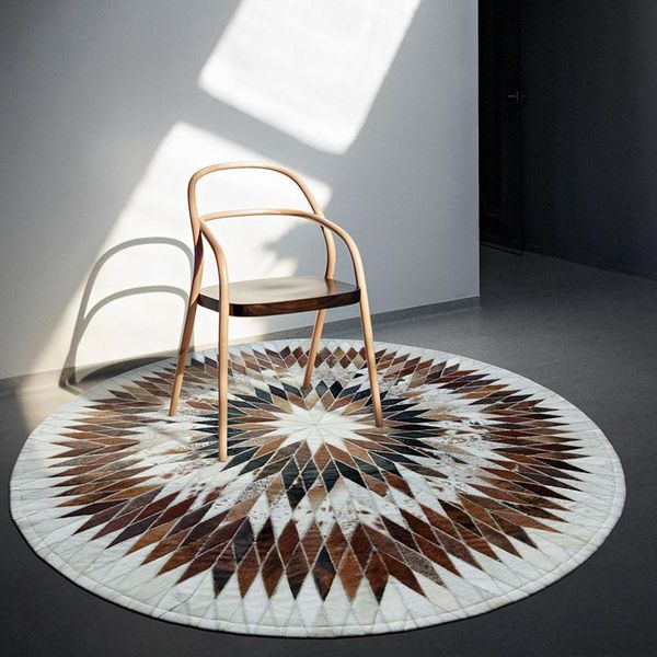 carpets american style round shaped cowhide seamed patchwork rug, natural milch cow fur carpet for living room decoration mat
carpets american style round shaped cowhide seamed patchwork rug, natural milch cow fur carpet for living room decoration mat