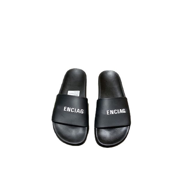 slippers b family paris show new letter one line beach slippers lovers sandals men's and women's summer jelly color zly {category}, Black
slippers b family paris show new letter one line beach slippers lovers sandals men's and women's summer jelly color zly {category}, Black