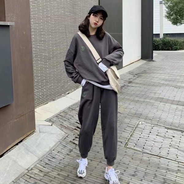 early fashion suit female leisure autumn new korean sweater student loose large two-piece set, Gray
early fashion suit female leisure autumn new korean sweater student loose large two-piece set, Gray