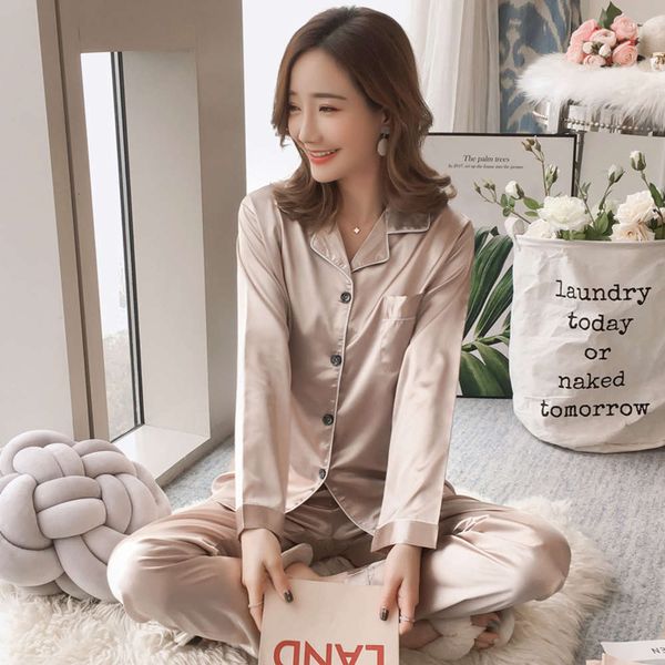 sleepwear thin plus two-piece set silk-like pajamas women's long-sleeved trousers spring and autumn household clothes lva7, Black;red
sleepwear thin plus two-piece set silk-like pajamas women's long-sleeved trousers spring and autumn household clothes lva7, Black;red