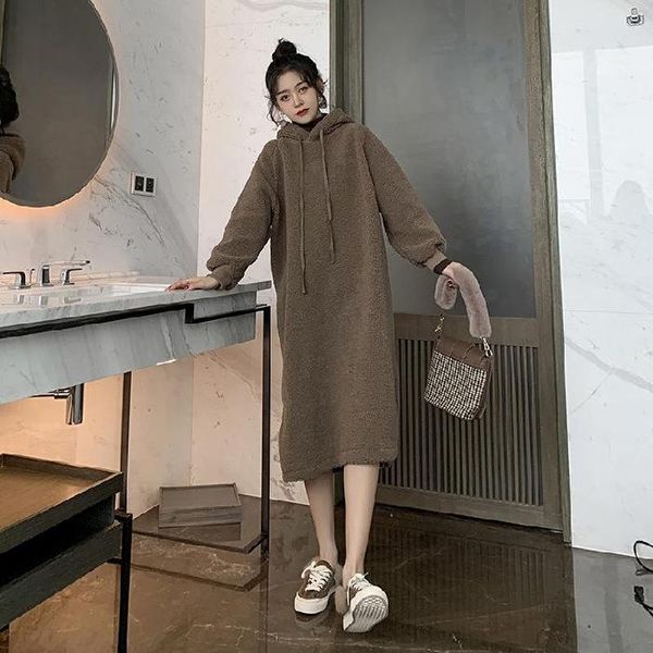 faux lamb wool solid color hooded dress mid-length loose over-the-knee sweater plus size women's clothing for women casual dresses, Black;gray
faux lamb wool solid color hooded dress mid-length loose over-the-knee sweater plus size women's clothing for women casual dresses, Black;gray