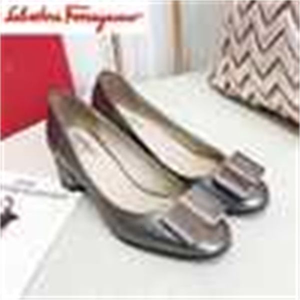 shoes loafers designer slides luxury sneakers brand mules women pumps high ballerinas heels dress sandals slippers a8ed, Black;white
shoes loafers designer slides luxury sneakers brand mules women pumps high ballerinas heels dress sandals slippers a8ed, Black;white