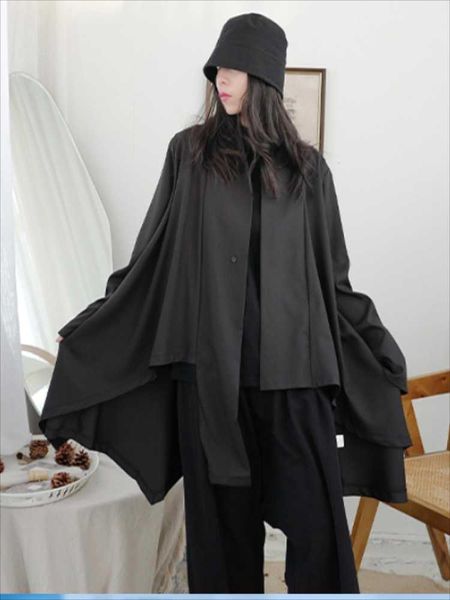 women's trench coats ladies coat spring and autumn solid color personality irregular break the conventional avant-garde, Tan;black
women's trench coats ladies coat spring and autumn solid color personality irregular break the conventional avant-garde, Tan;black
