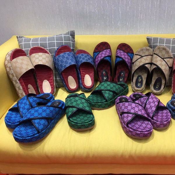 2021 spring and summer new leather embroidered double g-shaped slippers for women, Black
2021 spring and summer new leather embroidered double g-shaped slippers for women, Black
