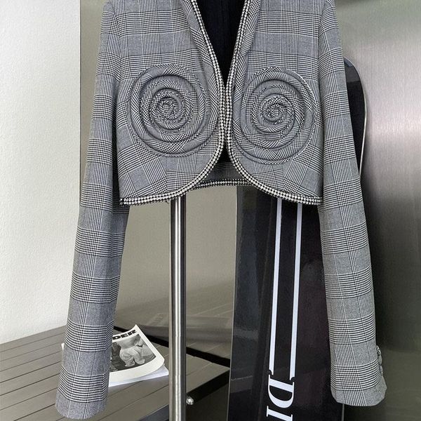 women's suits & blazers 2021 winter fashion women grey plaid reel pattern shorts jackers coat female party crop clothing, White;black
women's suits & blazers 2021 winter fashion women grey plaid reel pattern shorts jackers coat female party crop clothing, White;black