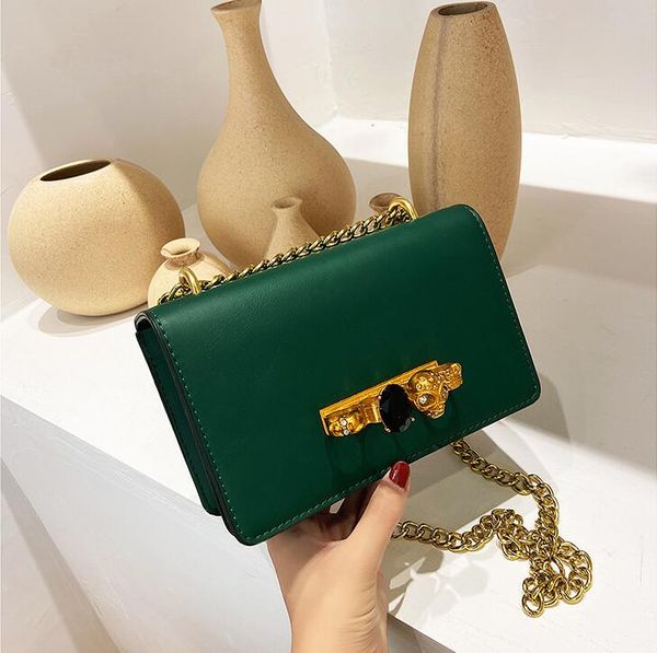 factory wholesale leather women fashion shoulder bags personality skeleton chain bag street trend diamond handbag europe solid color leather, Black;red
factory wholesale leather women fashion shoulder bags personality skeleton chain bag street trend diamond handbag europe solid color leather, Black;red