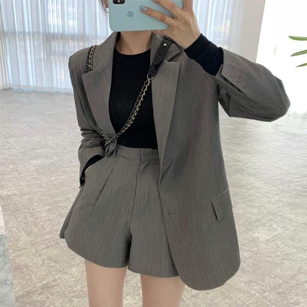 women's tracksuits long sleeve button blazer jacket loose office elegant autumn 2021 coat + wide-leg short casual two-piece suit south, Gray
women's tracksuits long sleeve button blazer jacket loose office elegant autumn 2021 coat + wide-leg short casual two-piece suit south, Gray