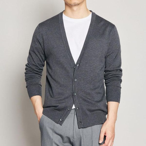 men's sweaters cardigan male autumn solid color knitted fashion brand cotton casual buttoned sweater o11, White;black
men's sweaters cardigan male autumn solid color knitted fashion brand cotton casual buttoned sweater o11, White;black