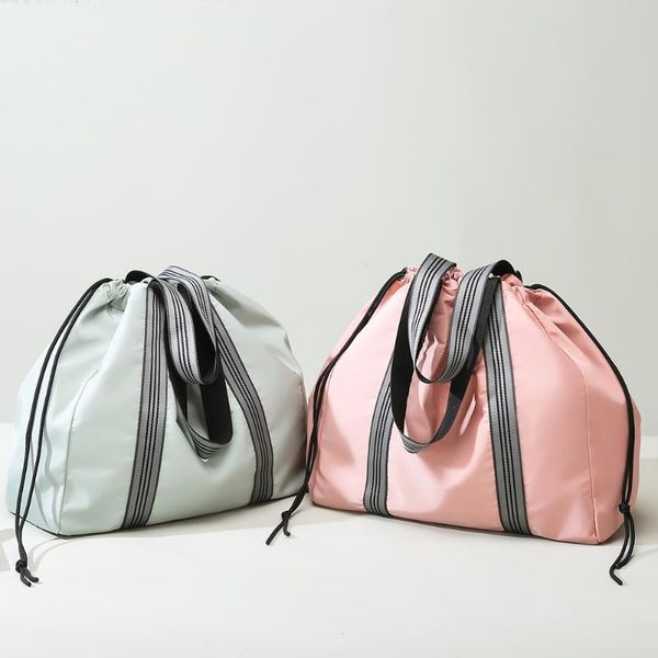 duffel bags fashion women shoulder bag large capacity waterproof fitness travel hit color oxford handbags luggage supplies
duffel bags fashion women shoulder bag large capacity waterproof fitness travel hit color oxford handbags luggage supplies