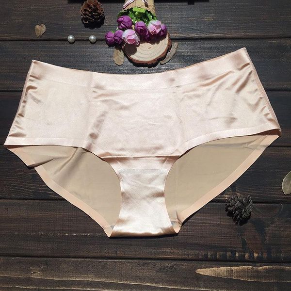 women's panties 3pcs large ladies underwear solid color smooth comfortable and traceless middle waist briefs female soft underpants, Black;pink
women's panties 3pcs large ladies underwear solid color smooth comfortable and traceless middle waist briefs female soft underpants, Black;pink