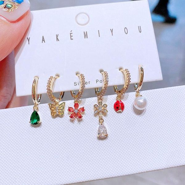 hoop & huggie trendy 6pcs mix design pendants earrings gold color cubic zircon butterfly flower woman set, Golden;silver
hoop & huggie trendy 6pcs mix design pendants earrings gold color cubic zircon butterfly flower woman set, Golden;silver