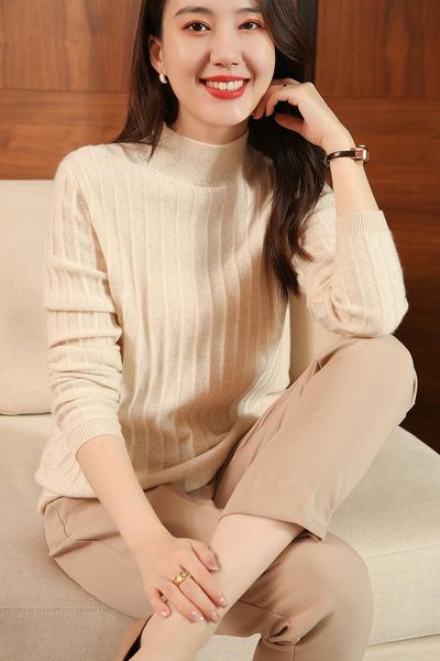 women's sweaters the all-match solid color round neck long sleeves with autumn and winter knitted bottoming shirt sweate, White;black
women's sweaters the all-match solid color round neck long sleeves with autumn and winter knitted bottoming shirt sweate, White;black