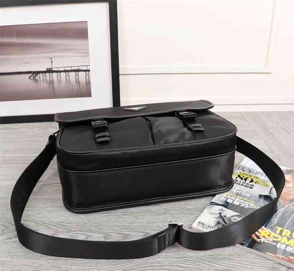 nylon waterproof cloth bag mens versatile buckle casual mens bag parachute mens shoulder crossbody messenger bag
nylon waterproof cloth bag mens versatile buckle casual mens bag parachute mens shoulder crossbody messenger bag
