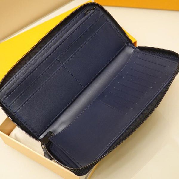 wallets genuine leather men vintage long wallet with zipper pocket brand male purse card holder, Red;black
wallets genuine leather men vintage long wallet with zipper pocket brand male purse card holder, Red;black
