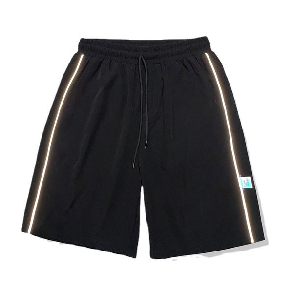 fashionable shorts 2021 summer boys' trendy reflective loose fitting men's beach pants, White;black
fashionable shorts 2021 summer boys' trendy reflective loose fitting men's beach pants, White;black