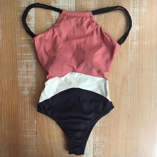 one-piece suits 2021 women's striped halter swimsuit swimwear monokini bikini stretch bodycon beachwear bathing suit
one-piece suits 2021 women's striped halter swimsuit swimwear monokini bikini stretch bodycon beachwear bathing suit