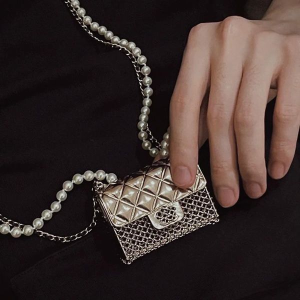 cross body super mini women purse brand pearl straps gold box crossbody bag for 2021 fashion chain shoulder luxury
cross body super mini women purse brand pearl straps gold box crossbody bag for 2021 fashion chain shoulder luxury