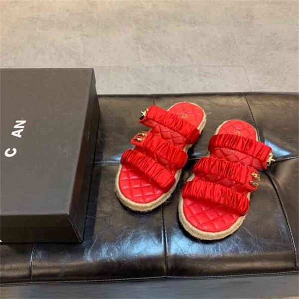 2021 summer new products: four kinds of color sheepskin fabrics, lady's temperament, double button sandals, Black
2021 summer new products: four kinds of color sheepskin fabrics, lady's temperament, double button sandals, Black