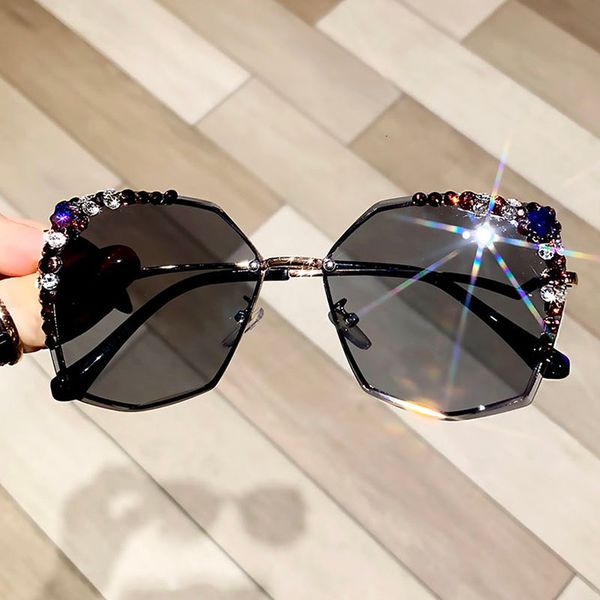 sunglasses luxury brand designer rhinestone sun glasses big diamond bling eyeglasses fashion shades for women uv400a517, White;black
sunglasses luxury brand designer rhinestone sun glasses big diamond bling eyeglasses fashion shades for women uv400a517, White;black