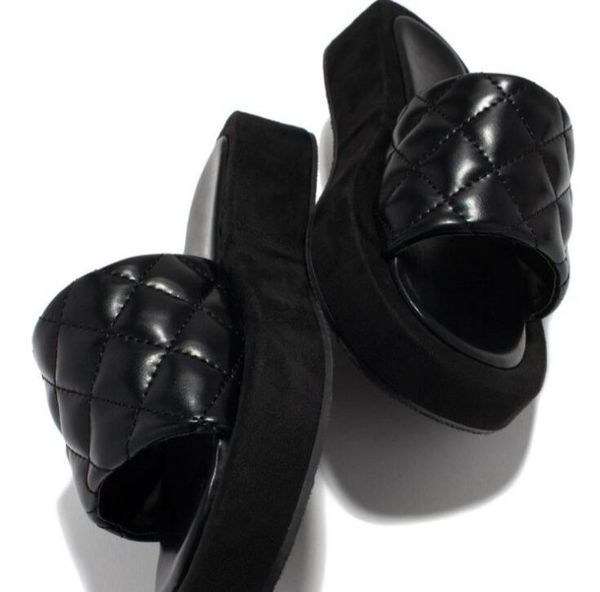 slippers 2022 all-match durable women's rhombus leather platform flat non-slip outdoor casual sandals, Black
slippers 2022 all-match durable women's rhombus leather platform flat non-slip outdoor casual sandals, Black