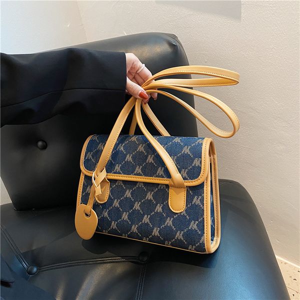 luxury handbags female 2021 new fashion shoulder bag korean leisure armpit net red foreign style small square bag
luxury handbags female 2021 new fashion shoulder bag korean leisure armpit net red foreign style small square bag