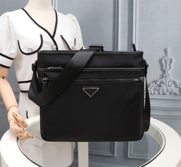 2021 black nylon canvas waterproof crossbody bag leisure simple shopping traveling shoulder backpack
2021 black nylon canvas waterproof crossbody bag leisure simple shopping traveling shoulder backpack
