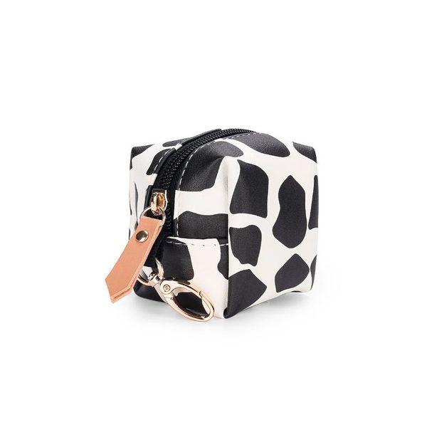 diaper bags pacifier protective bag baby holder key change cosmetic mommy accessories pu leather on the box
diaper bags pacifier protective bag baby holder key change cosmetic mommy accessories pu leather on the box