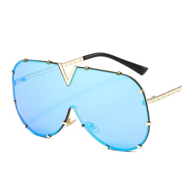 sunglasses vintage personality trend men and women same style v8 fashion glasses one-piece personalized, White;black
sunglasses vintage personality trend men and women same style v8 fashion glasses one-piece personalized, White;black