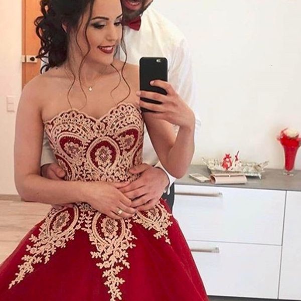 evening dresses gorgeous prom es long vestidos de festa vestido longo para casamento ball gown, Black;red
evening dresses gorgeous prom es long vestidos de festa vestido longo para casamento ball gown, Black;red