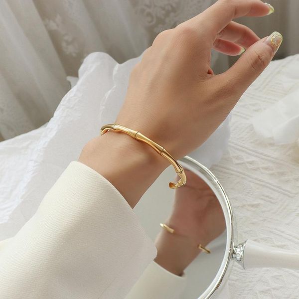 bangle 2021 ladies french style bamboo open bracelet design sense titanium steel golden light luxury jewelry does not fade, Black
bangle 2021 ladies french style bamboo open bracelet design sense titanium steel golden light luxury jewelry does not fade, Black