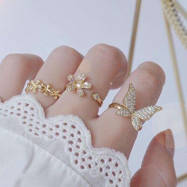 cluster rings exquisite copper inlaid sweet butterfly flower ring 14k real gold plated women's prom party open korean jewelry, Golden;silver
cluster rings exquisite copper inlaid sweet butterfly flower ring 14k real gold plated women's prom party open korean jewelry, Golden;silver