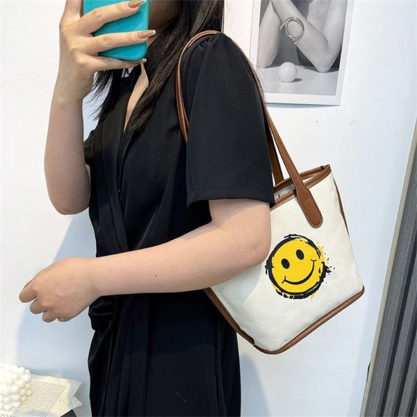 new fashion bag women's one shoulder bag canvas leisure simple large capacity smiling face hand purses black friday
new fashion bag women's one shoulder bag canvas leisure simple large capacity smiling face hand purses black friday