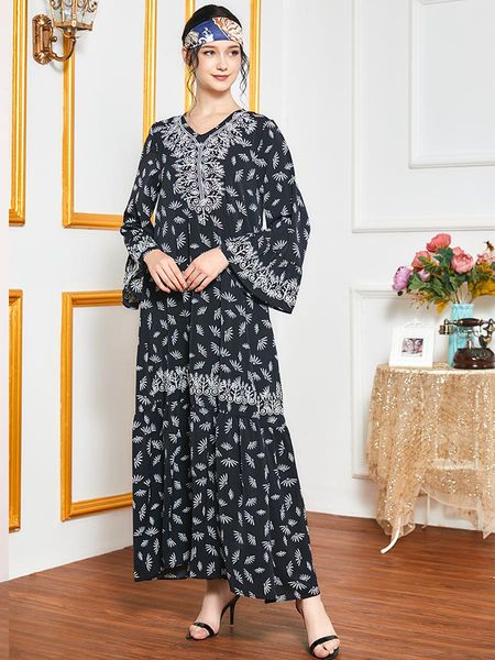 embroidery abaya black dubai pakistani hijab muslim fashion dress islam clothing abayas for women robe musulman de mode femme, Red
embroidery abaya black dubai pakistani hijab muslim fashion dress islam clothing abayas for women robe musulman de mode femme, Red