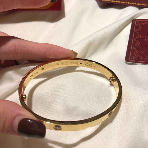 2021 luxury designer love bracelets bangle gfb gold plated with original box card bag unique code numbers cart diamond, Black
2021 luxury designer love bracelets bangle gfb gold plated with original box card bag unique code numbers cart diamond, Black