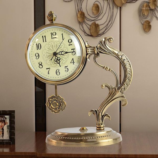 desk & table clocks luxury gift retro antique style metal quartz mantel clock with pendulum1
desk & table clocks luxury gift retro antique style metal quartz mantel clock with pendulum1