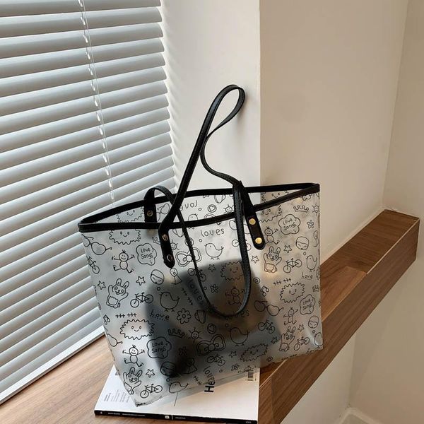 women brand bags luxury totes clear pvc handbags shoulder messenger bag famous sac a main transparent
women brand bags luxury totes clear pvc handbags shoulder messenger bag famous sac a main transparent