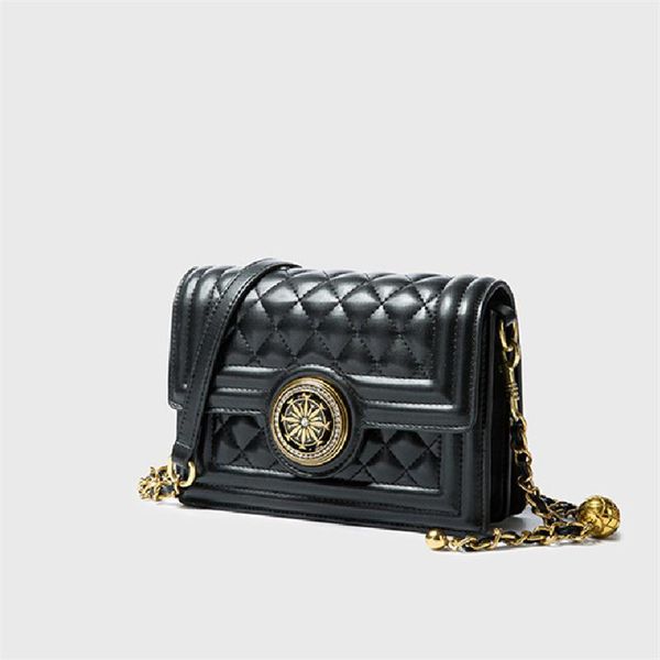evening bags genuine leather women flaps 2021 luxury designer brand diamond lattice crossbody bag ladies famous purses grand sac femme cc
evening bags genuine leather women flaps 2021 luxury designer brand diamond lattice crossbody bag ladies famous purses grand sac femme cc