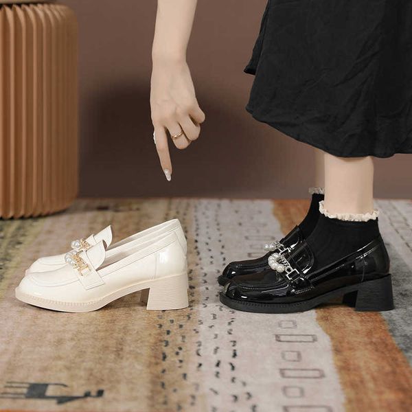 2021 autumn ffy sho thick soled chain buckle british college style soft leather children's high-heeled small
2021 autumn ffy sho thick soled chain buckle british college style soft leather children's high-heeled small