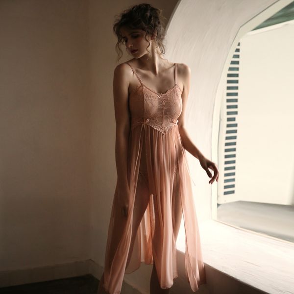 2021er-fairy pink black women nightgown lace perspective straps gather high slits see-through mesh gown sleepwear nightdress, Black;white
2021er-fairy pink black women nightgown lace perspective straps gather high slits see-through mesh gown sleepwear nightdress, Black;white