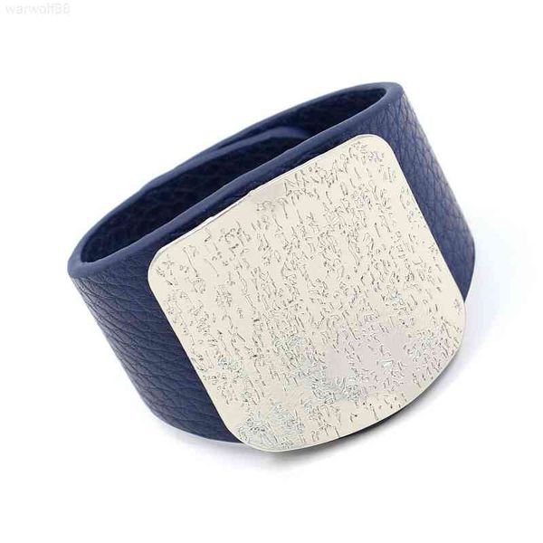 luxury selling hand ornaments personality pu leather metal fashion versatile women's designer jewelrymen bracelets, Golden;silver
luxury selling hand ornaments personality pu leather metal fashion versatile women's designer jewelrymen bracelets, Golden;silver