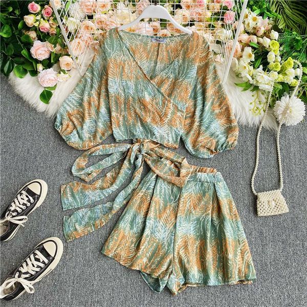 women's tracksuits printed lace -up bow v-neck chiffon shirt + high waist wide-legged pants 2-piece set 2021 women 's suit summer, Gray
women's tracksuits printed lace -up bow v-neck chiffon shirt + high waist wide-legged pants 2-piece set 2021 women 's suit summer, Gray