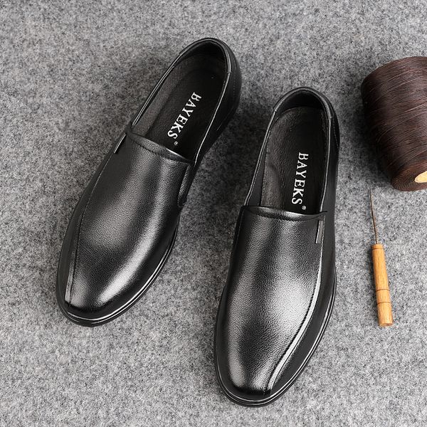 new mens leather shoes fashion casual shoes layer of cowhide soft surface men shoes all-match dress flat wear bottom, Black
new mens leather shoes fashion casual shoes layer of cowhide soft surface men shoes all-match dress flat wear bottom, Black
