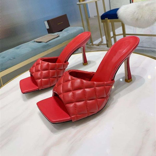 2021 fashionable women sandals, slippers, exquisite technology,high heel full suede material, cool guy style, luxury and comfort 35-42, Black
2021 fashionable women sandals, slippers, exquisite technology,high heel full suede material, cool guy style, luxury and comfort 35-42, Black